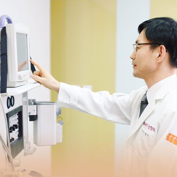 ANESTHESIOLOGIST ON-SITE